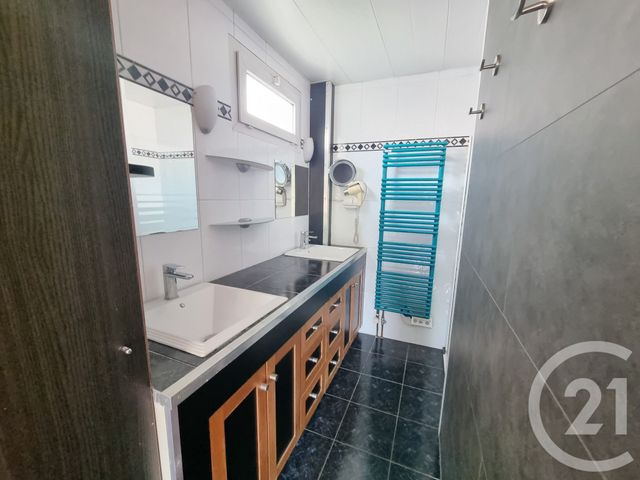 Maison &agrave; louer - 5 pi&egrave;ces - 112,19 m2 - Villecresnes - 94 - ILE-DE-FRANCE