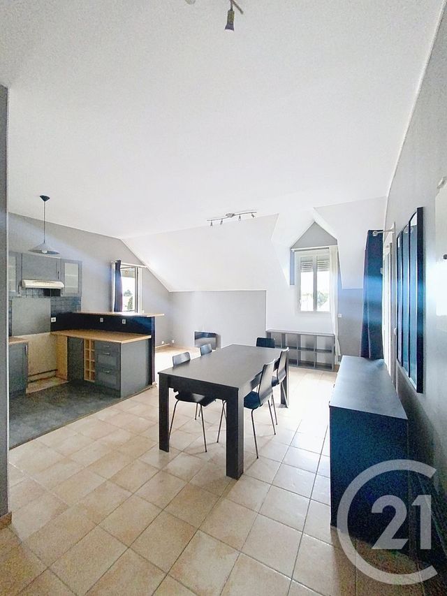 Appartement F3 &agrave; vendre - 3 pi&egrave;ces - 59,11 m2 - Marolles En Brie - 94 - ILE-DE-FRANCE