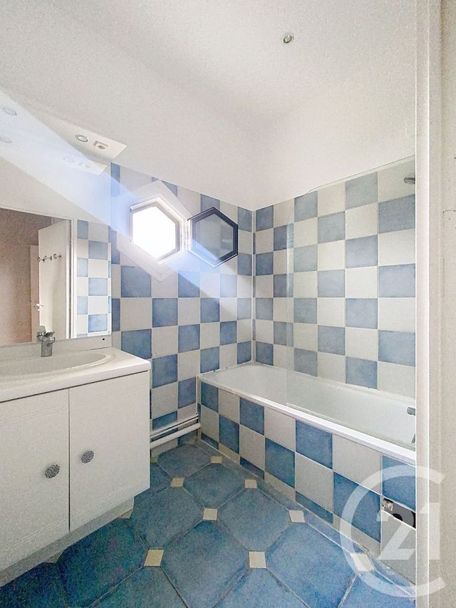 Appartement F3 &agrave; vendre - 3 pi&egrave;ces - 59,11 m2 - Marolles En Brie - 94 - ILE-DE-FRANCE