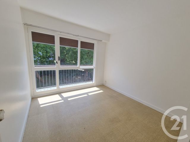 Appartement F3 &agrave; louer - 3 pi&egrave;ces - 57,49 m2 - Boussy St Antoine - 91 - ILE-DE-FRANCE