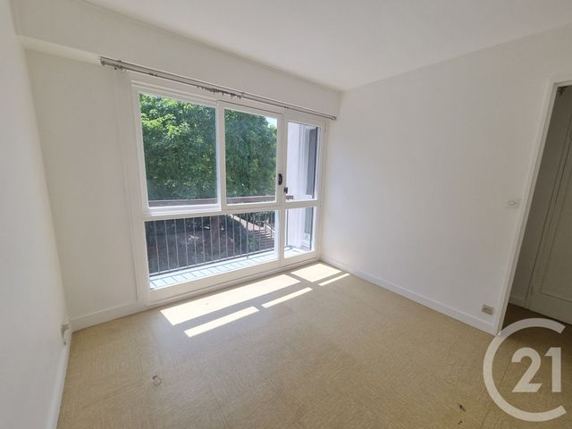 Appartement F3 &agrave; louer - 3 pi&egrave;ces - 57,49 m2 - Boussy St Antoine - 91 - ILE-DE-FRANCE