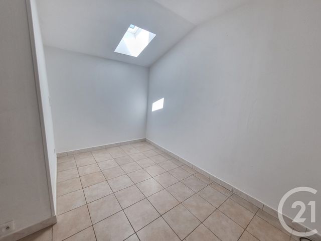 Maison &agrave; louer - 2 pi&egrave;ces - 32,10 m2 - Brunoy - 91 - ILE-DE-FRANCE