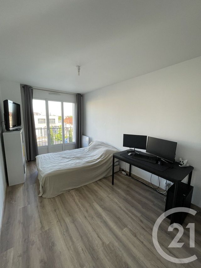 Appartement F3 à vendre - 3 pièces - 57 m2 - Pontault Combault - 77 - ILE-DE-FRANCE