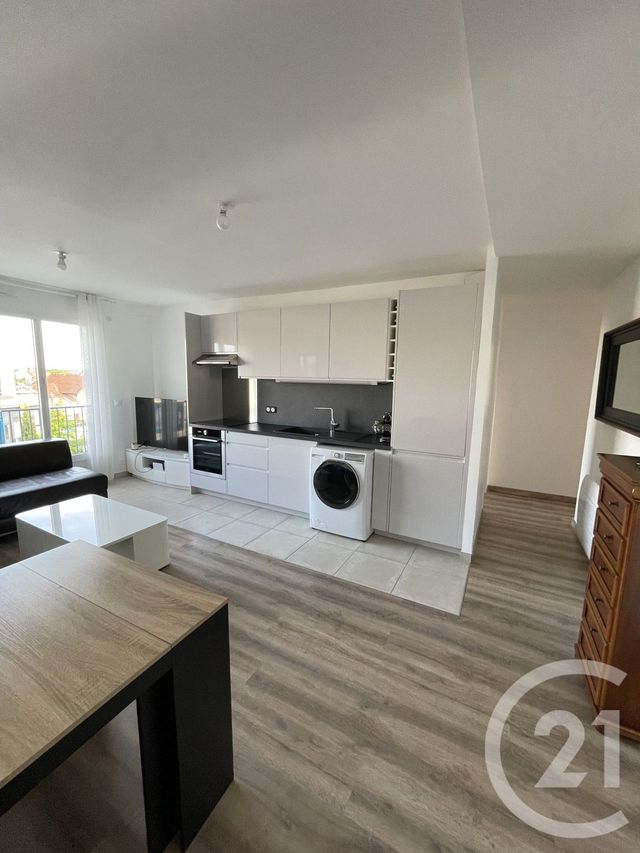 Appartement F3 à vendre - 3 pièces - 57 m2 - Pontault Combault - 77 - ILE-DE-FRANCE