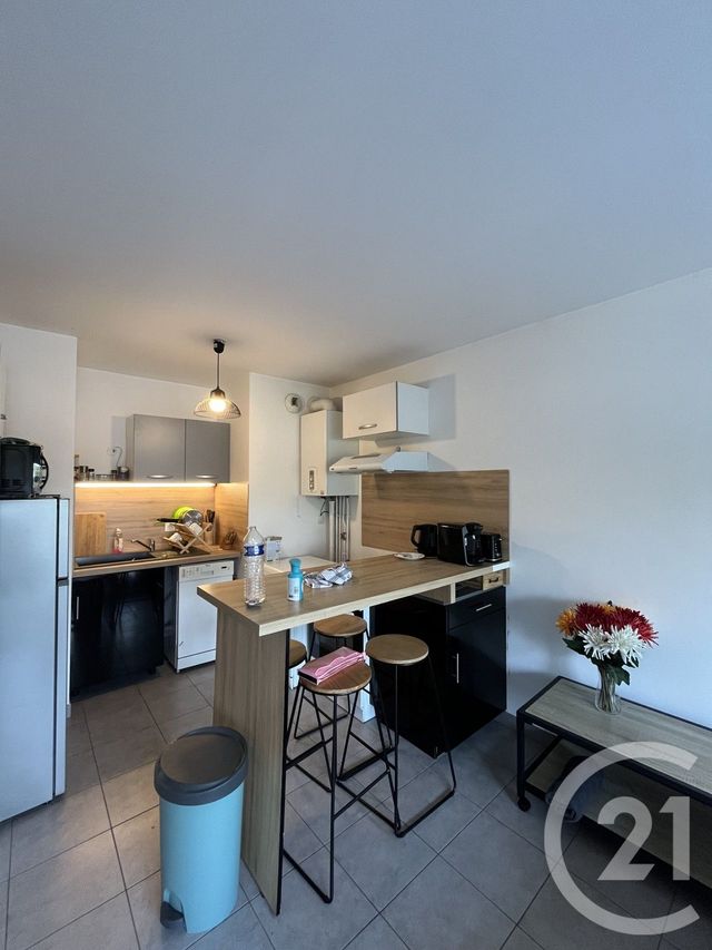 Appartement F2 à vendre - 2 pièces - 40,96 m2 - Pontault Combault - 77 - ILE-DE-FRANCE
