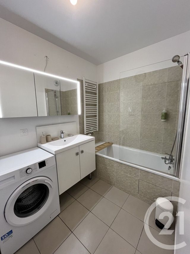 Appartement F3 &agrave; louer - 3 pi&egrave;ces - 62,93 m2 - Serris - 77 - ILE-DE-FRANCE