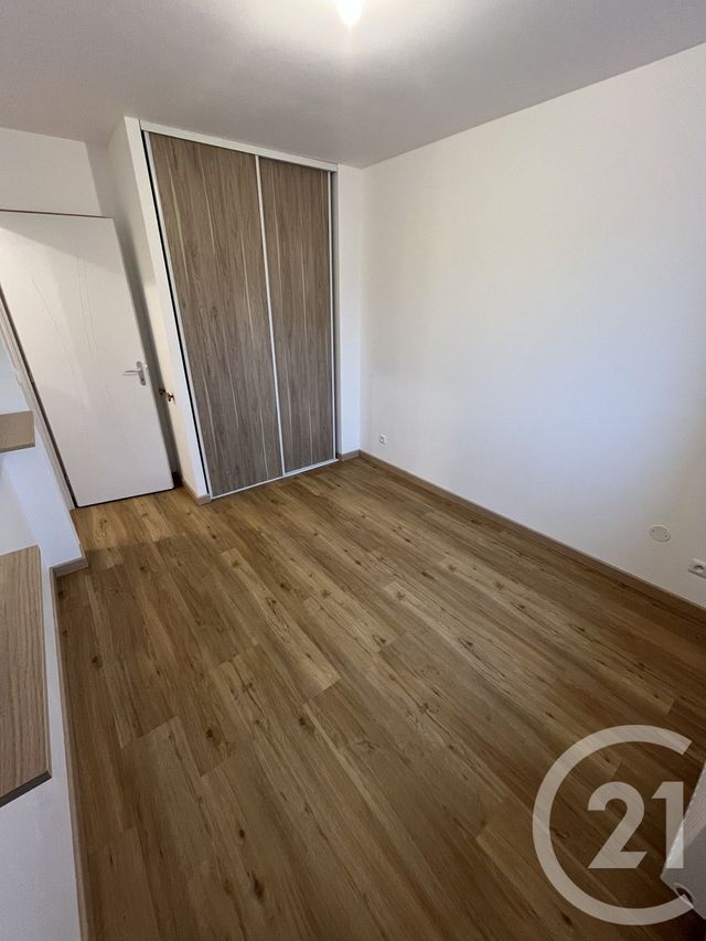 Maison &agrave; louer - 5 pi&egrave;ces - 97 m2 - Pontault Combault - 77 - ILE-DE-FRANCE