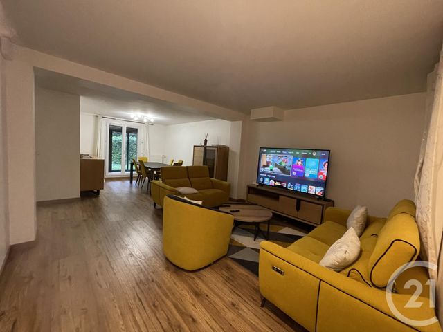 Maison à louer - 6 pièces - 135 m2 - La Queue En Brie - 94 - ILE-DE-FRANCE