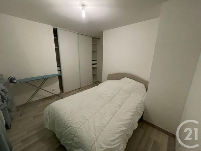 Maison à louer - 6 pièces - 135 m2 - La Queue En Brie - 94 - ILE-DE-FRANCE