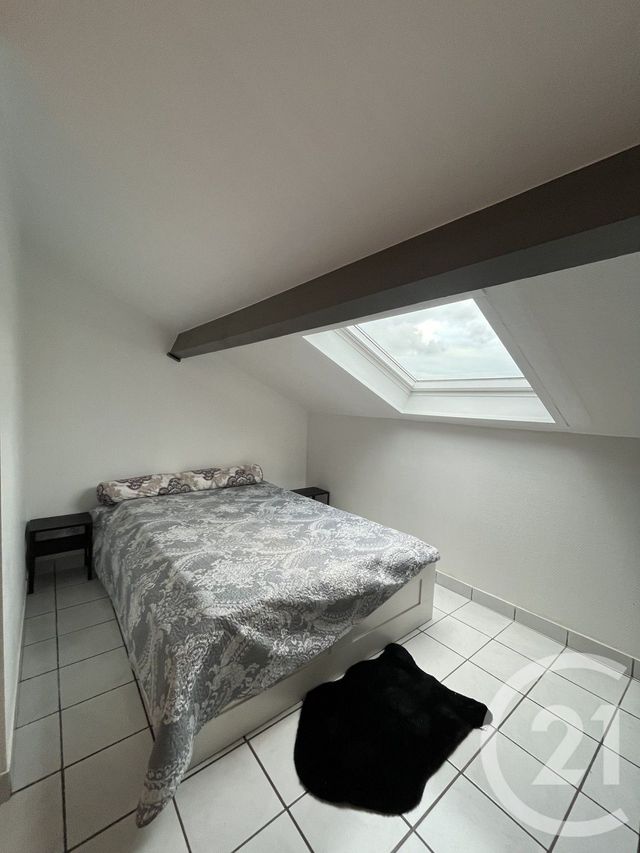 Appartement Studio à louer - 1 pièce - 31 m2 - Pontault Combault - 77 - ILE-DE-FRANCE