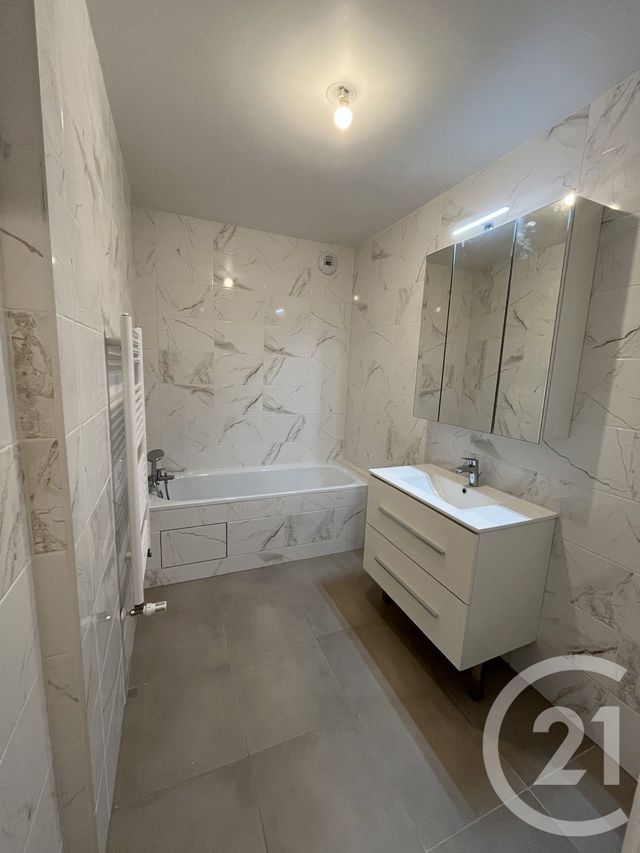 Appartement F3 à louer - 3 pièces - 58,51 m2 - Ozoir La Ferriere - 77 - ILE-DE-FRANCE