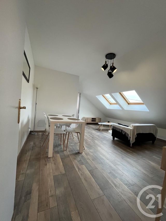 Appartement F2 à louer - 2 pièces - 49 m2 - Tournan En Brie - 77 - ILE-DE-FRANCE