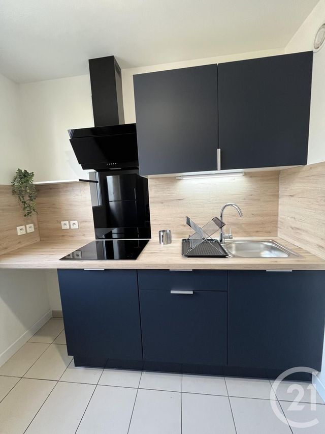 Appartement F2 à louer - 2 pièces - 49 m2 - Tournan En Brie - 77 - ILE-DE-FRANCE