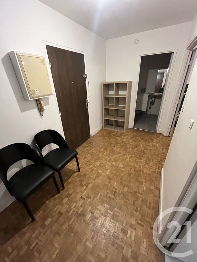 Appartement F2 &agrave; louer - 2 pi&egrave;ces - 65 m2 - Noisy Le Grand - 93 - ILE-DE-FRANCE