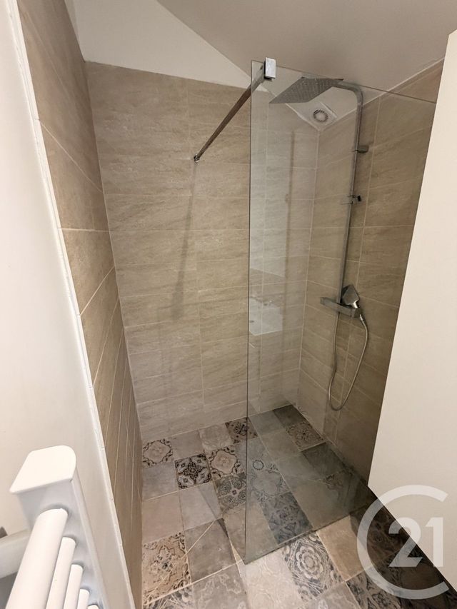 Appartement F2 &agrave; louer - 2 pi&egrave;ces - 46 m2 - Chennevieres Sur Marne - 94 - ILE-DE-FRANCE