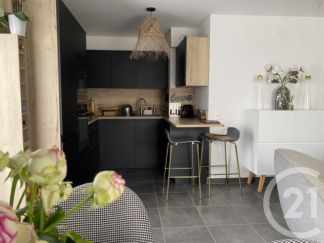 Appartement F4 &agrave; vendre - 4 pi&egrave;ces - 78 m2 - Ozoir La Ferriere - 77 - ILE-DE-FRANCE