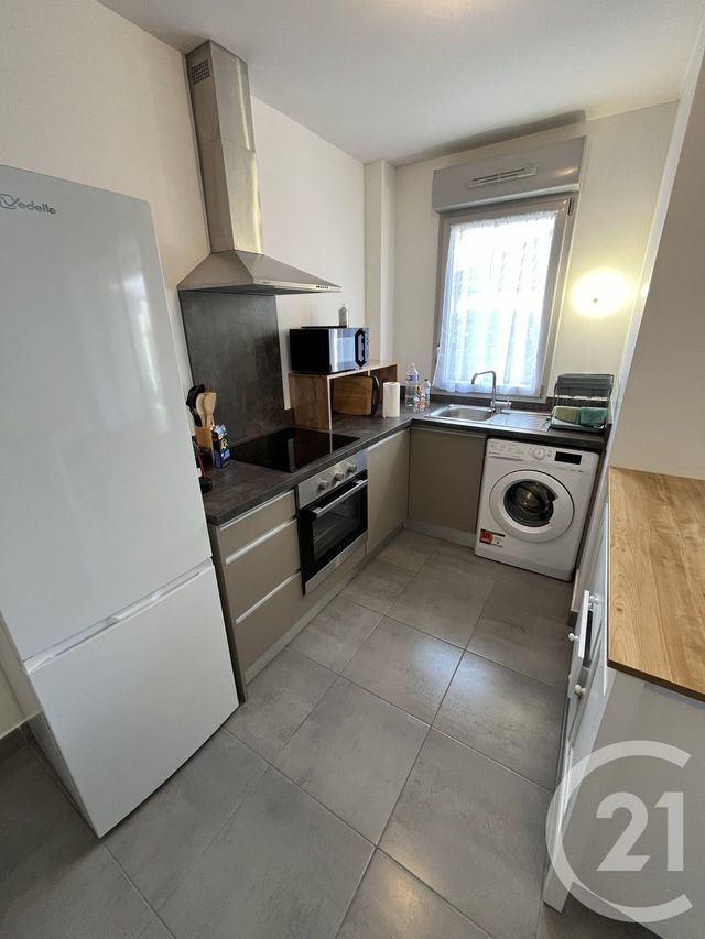 Appartement F2 &agrave; louer - 2 pi&egrave;ces - 41 m2 - Ozoir La Ferriere - 77 - ILE-DE-FRANCE