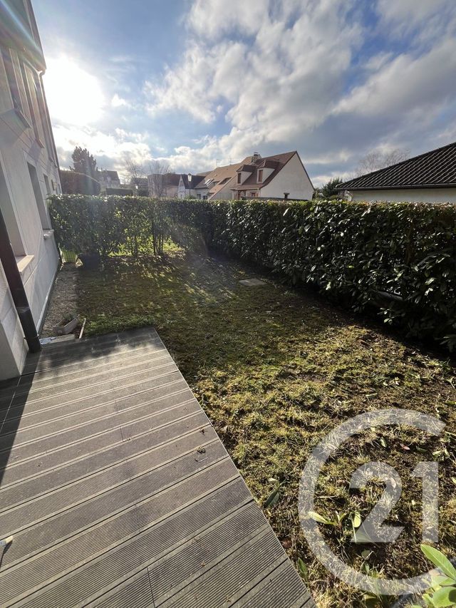 Appartement F2 &agrave; louer - 2 pi&egrave;ces - 41 m2 - Ozoir La Ferriere - 77 - ILE-DE-FRANCE