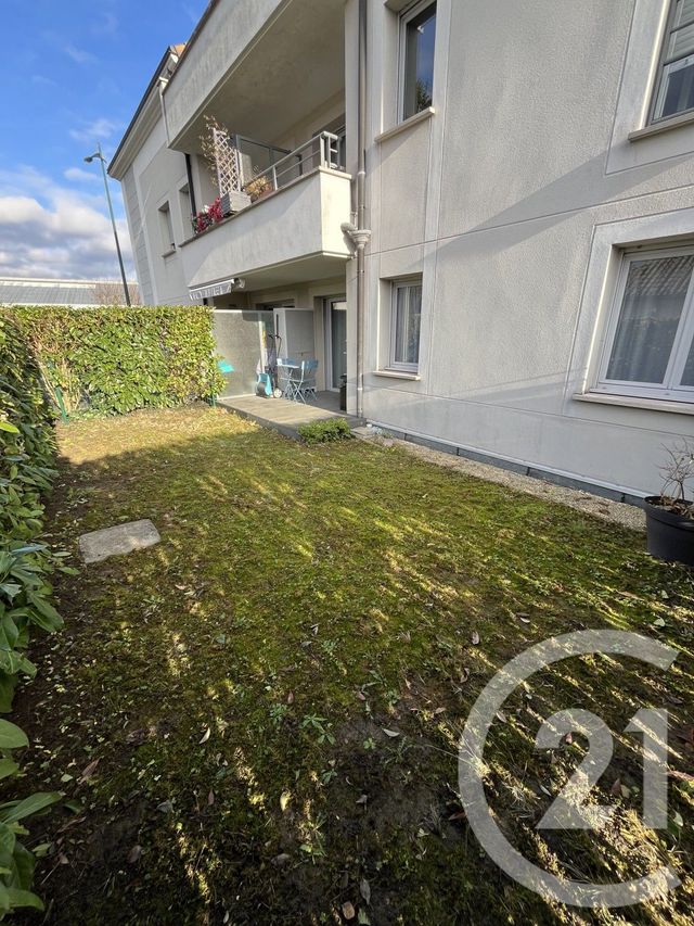 Appartement F2 &agrave; louer - 2 pi&egrave;ces - 41 m2 - Ozoir La Ferriere - 77 - ILE-DE-FRANCE