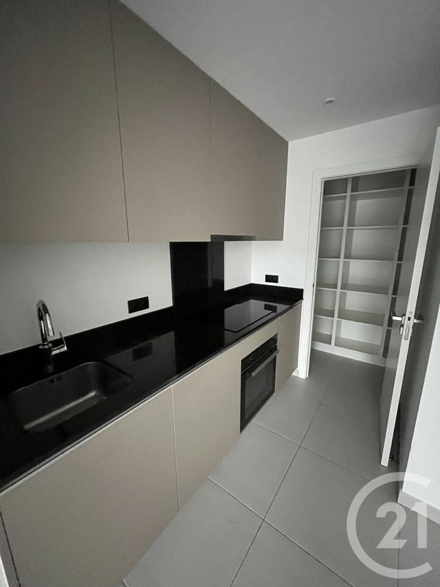 Appartement F2 &agrave; louer - 2 pi&egrave;ces - 54 m2 - Pontault Combault - 77 - ILE-DE-FRANCE