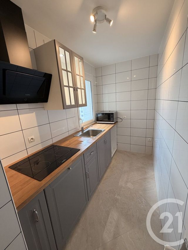Appartement F3 &agrave; louer - 3 pi&egrave;ces - 69 m2 - Noisy Le Grand - 93 - ILE-DE-FRANCE