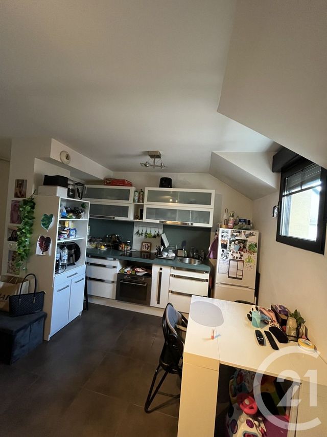 Appartement F3 &agrave; vendre - 3 pi&egrave;ces - 58,59 m2 - Chevry Cossigny - 77 - ILE-DE-FRANCE