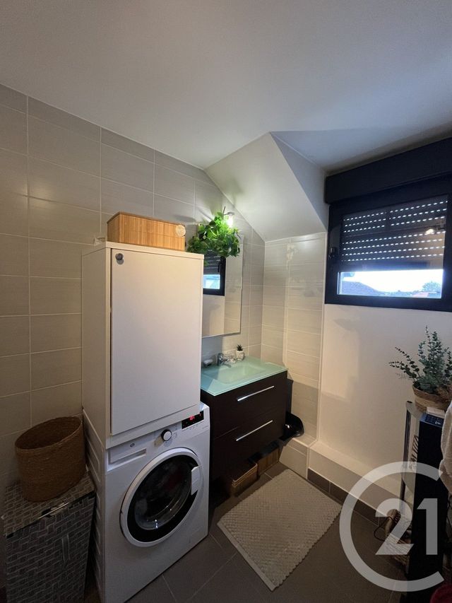 Appartement F3 &agrave; vendre - 3 pi&egrave;ces - 58,59 m2 - Chevry Cossigny - 77 - ILE-DE-FRANCE