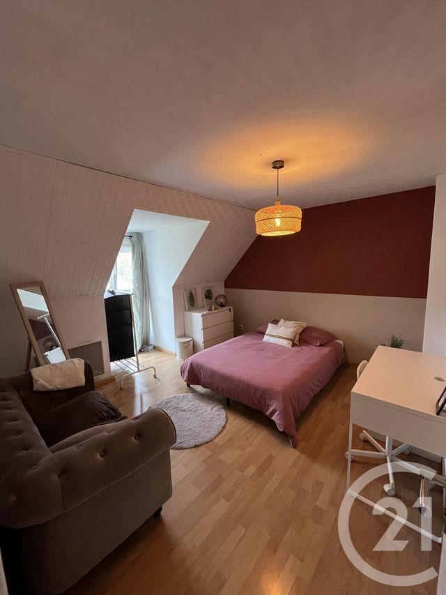 Maison &agrave; louer - 7 pi&egrave;ces - 165,63 m2 - Ozoir La Ferriere - 77 - ILE-DE-FRANCE