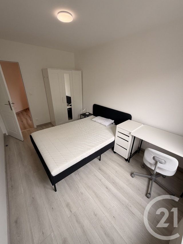 Appartement F4 &agrave; louer - 4 pi&egrave;ces - 75 m2 - Champs Sur Marne - 77 - ILE-DE-FRANCE