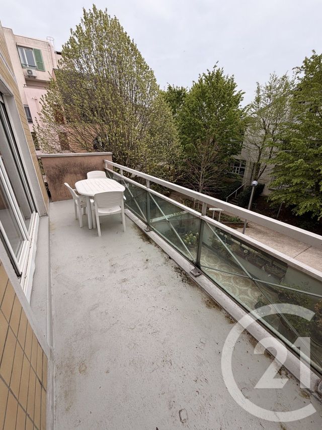 Appartement F4 &agrave; louer - 4 pi&egrave;ces - 75 m2 - Champs Sur Marne - 77 - ILE-DE-FRANCE