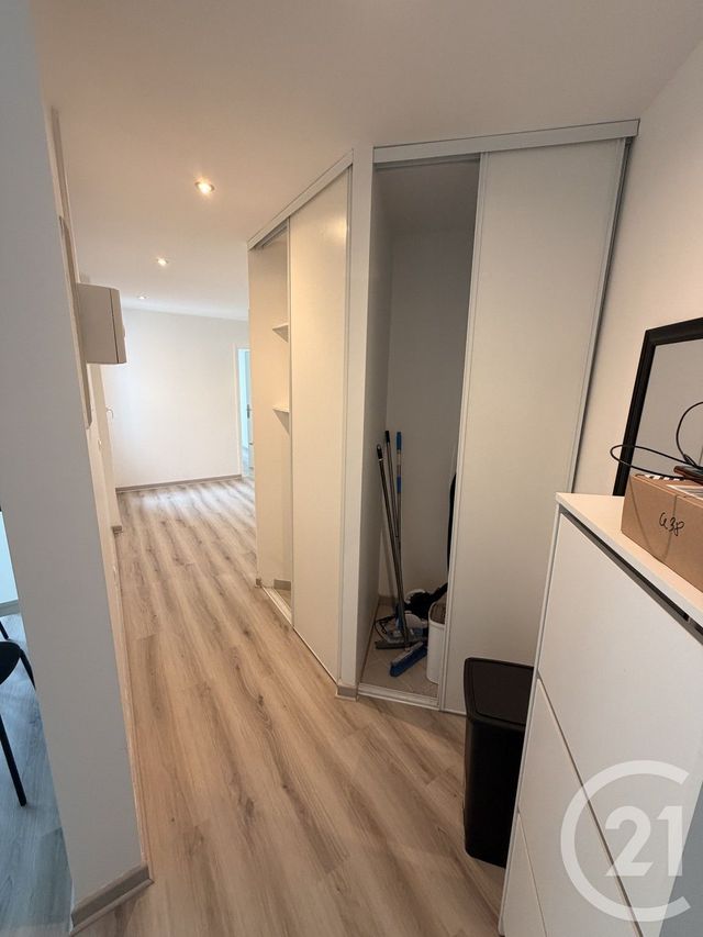 Appartement F4 &agrave; louer - 4 pi&egrave;ces - 75 m2 - Champs Sur Marne - 77 - ILE-DE-FRANCE