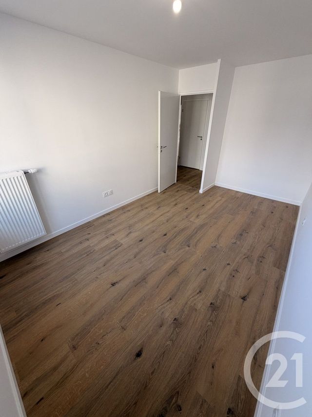 Appartement F2 &agrave; louer - 2 pi&egrave;ces - 46 m2 - Chennevieres Sur Marne - 94 - ILE-DE-FRANCE