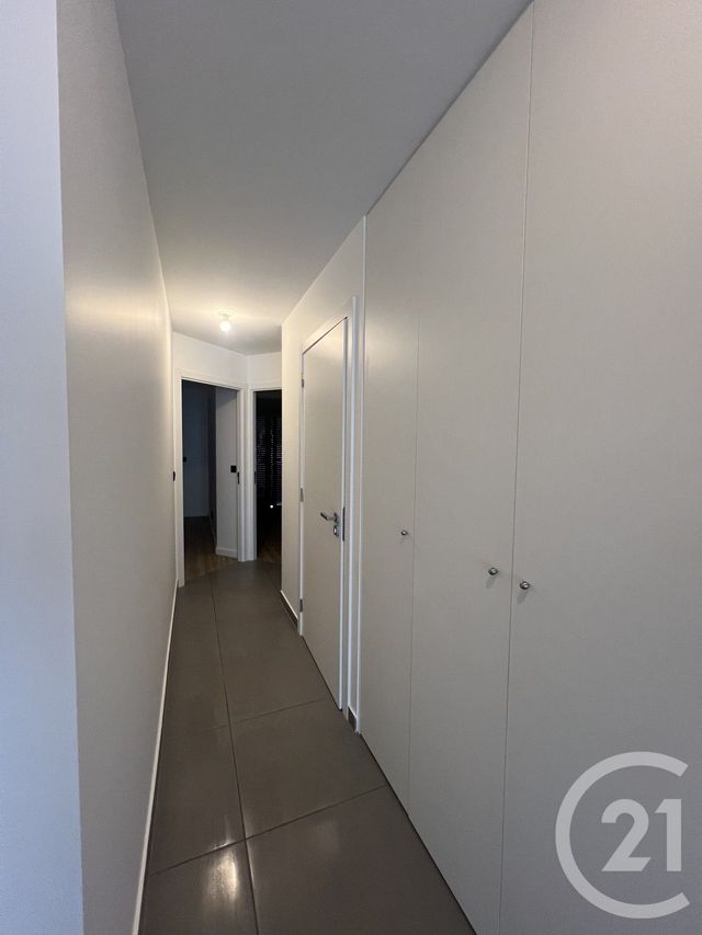 Appartement F3 &agrave; louer - 3 pi&egrave;ces - 67 m2 - Pontault Combault - 77 - ILE-DE-FRANCE
