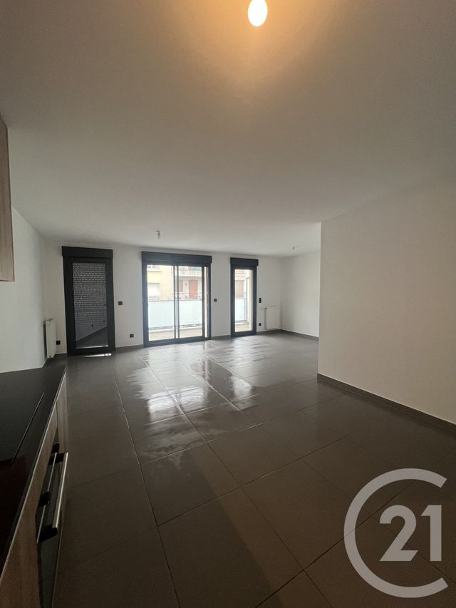 Appartement F3 &agrave; louer - 3 pi&egrave;ces - 67 m2 - Pontault Combault - 77 - ILE-DE-FRANCE