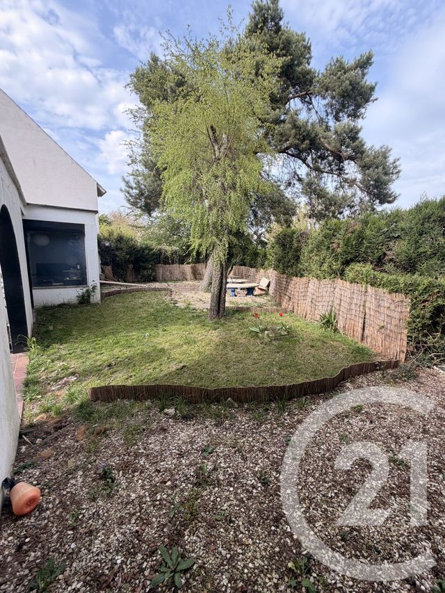 Maison &agrave; louer - 7 pi&egrave;ces - 135 m2 - Ozoir La Ferriere - 77 - ILE-DE-FRANCE