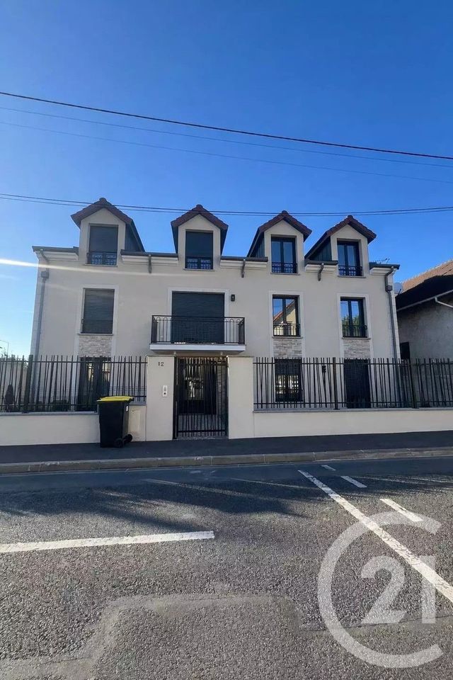 Appartement Studio &agrave; louer - 1 pi&egrave;ce - 30 m2 - Pontault Combault - 77 - ILE-DE-FRANCE