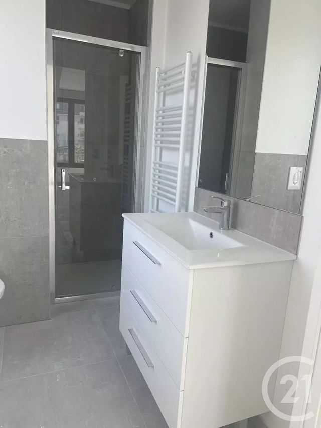 Appartement Studio &agrave; louer - 1 pi&egrave;ce - 30 m2 - Pontault Combault - 77 - ILE-DE-FRANCE