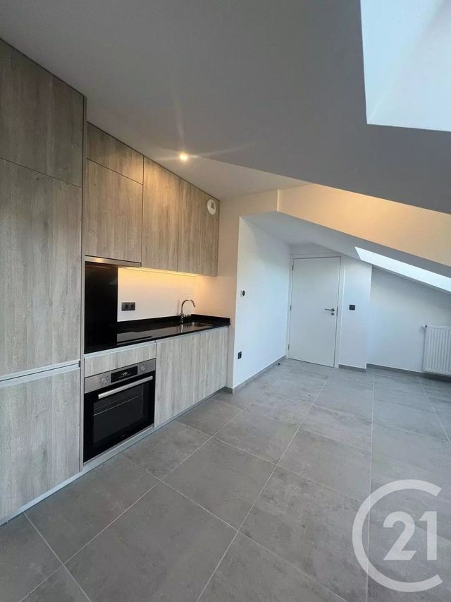 Appartement Studio &agrave; louer - 1 pi&egrave;ce - 30 m2 - Pontault Combault - 77 - ILE-DE-FRANCE