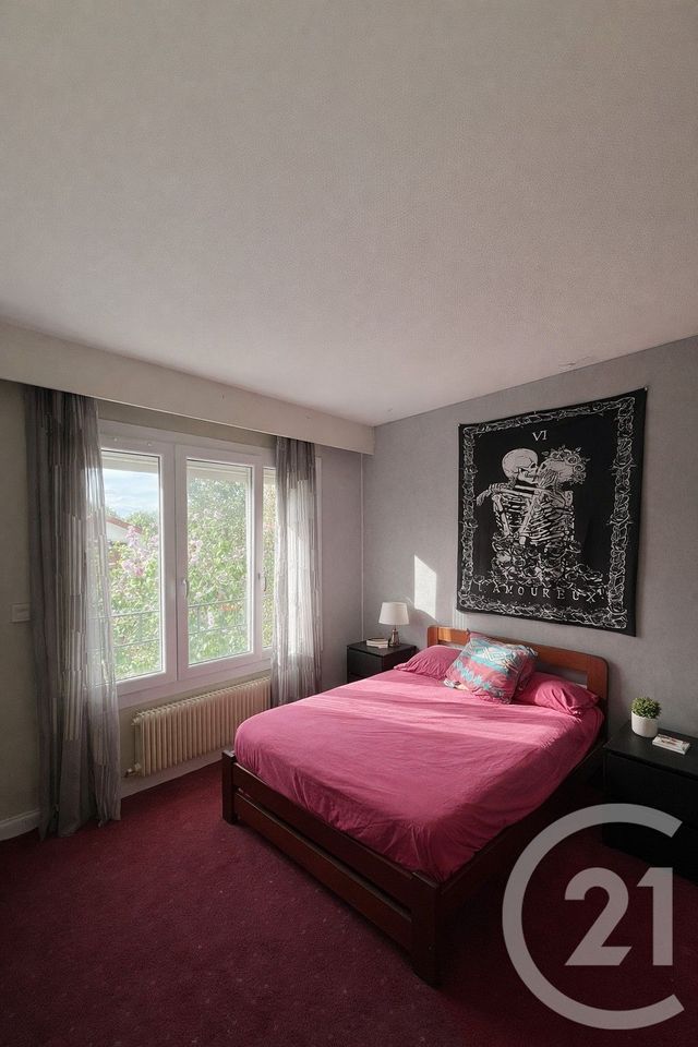 Appartement F3 &agrave; louer - 3 pi&egrave;ces - 61 m2 - Neuilly Plaisance - 93 - ILE-DE-FRANCE