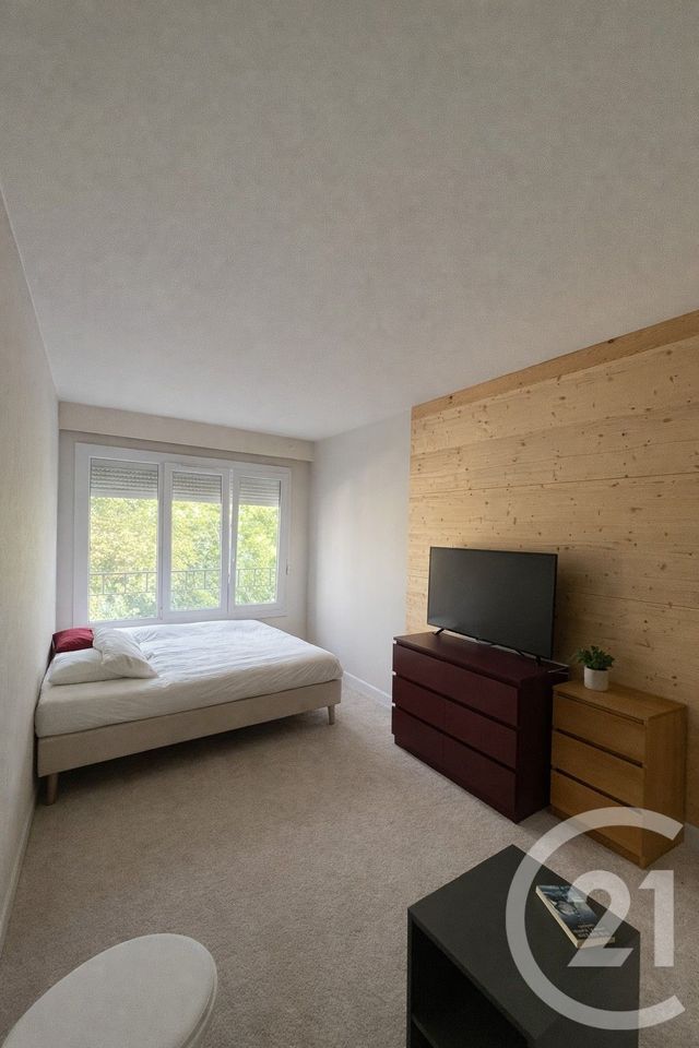 Appartement F3 &agrave; louer - 3 pi&egrave;ces - 61 m2 - Neuilly Plaisance - 93 - ILE-DE-FRANCE