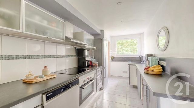 Appartement F3 &agrave; louer - 3 pi&egrave;ces - 57 m2 - Ozoir La Ferriere - 77 - ILE-DE-FRANCE