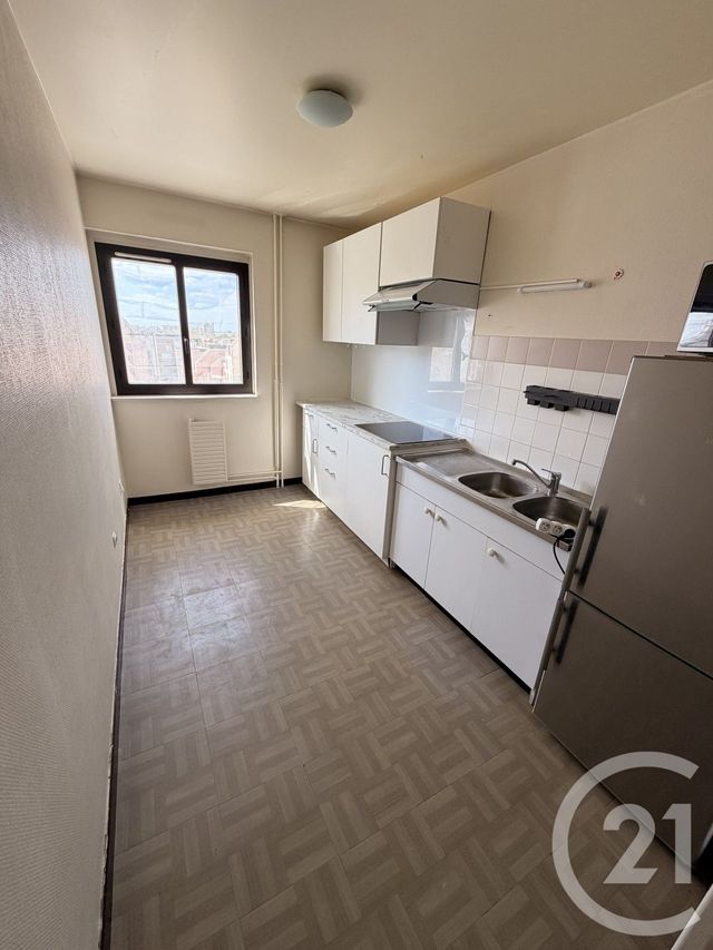 Appartement F3 &agrave; louer - 3 pi&egrave;ces - 64,50 m2 - Champs Sur Marne - 77 - ILE-DE-FRANCE
