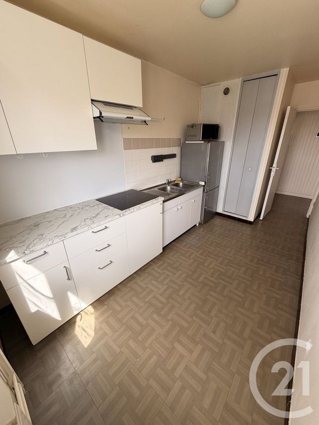 Appartement F3 &agrave; louer - 3 pi&egrave;ces - 64,50 m2 - Champs Sur Marne - 77 - ILE-DE-FRANCE