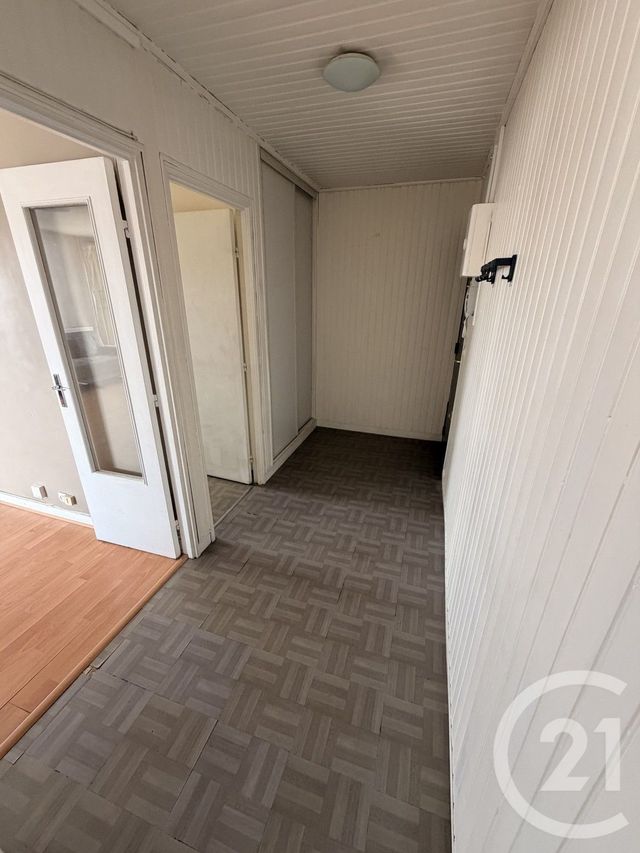 Appartement F3 &agrave; louer - 3 pi&egrave;ces - 64,50 m2 - Champs Sur Marne - 77 - ILE-DE-FRANCE