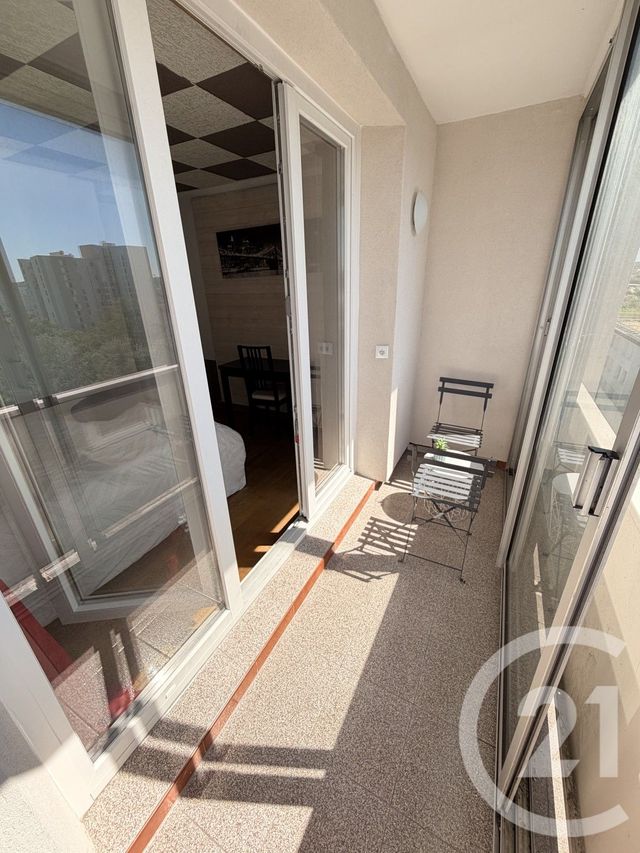 Appartement F3 &agrave; louer - 3 pi&egrave;ces - 63 m2 - Neuilly Sur Marne - 93 - ILE-DE-FRANCE