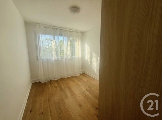 Appartement F3 &agrave; louer - 3 pi&egrave;ces - 56 m2 - Thiais - 94 - ILE-DE-FRANCE