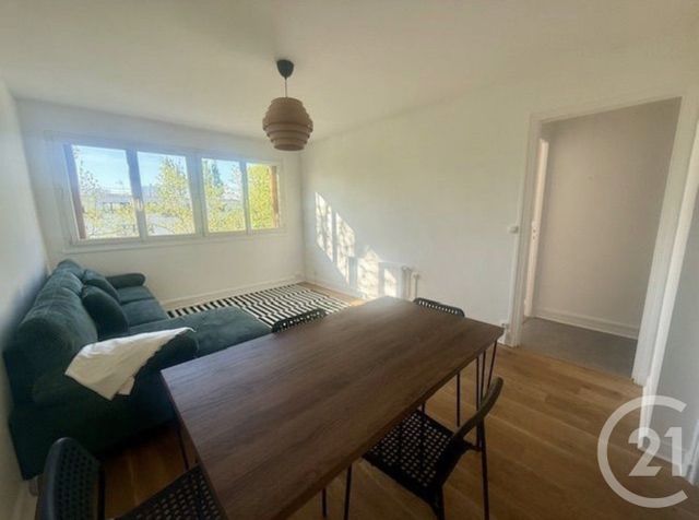 Appartement F3 &agrave; louer - 3 pi&egrave;ces - 56 m2 - Thiais - 94 - ILE-DE-FRANCE