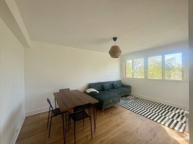 Appartement F3 &agrave; louer - 3 pi&egrave;ces - 56 m2 - Thiais - 94 - ILE-DE-FRANCE