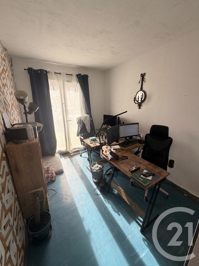 Appartement Chambre &agrave; louer - 1 pi&egrave;ce - 10 m2 - Ozoir La Ferriere - 77 - ILE-DE-FRANCE