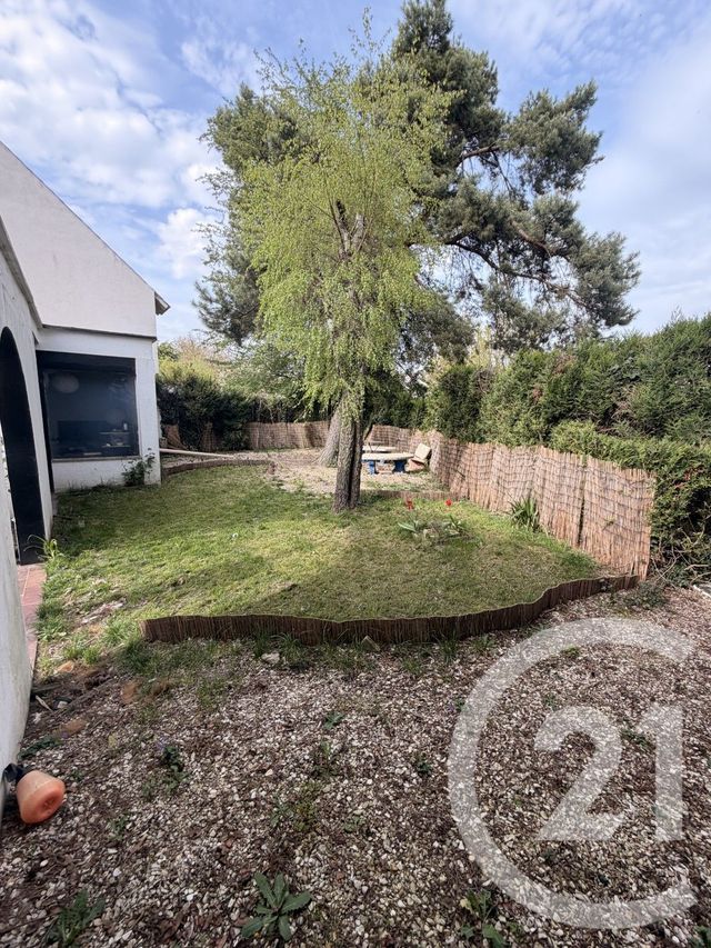 Appartement Chambre &agrave; louer - 1 pi&egrave;ce - 10 m2 - Ozoir La Ferriere - 77 - ILE-DE-FRANCE